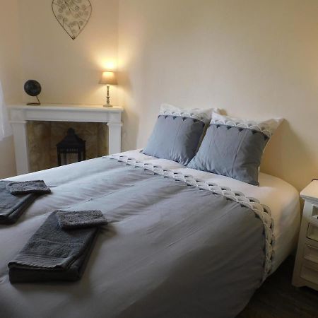Bed and Breakfast La Gabiniere Сарла-ла-Канеда Экстерьер фото